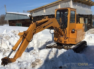 Экскаватор Komatsu PC02